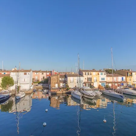 Inviting Holiday In Port With Balcony Holiday home Grimaud